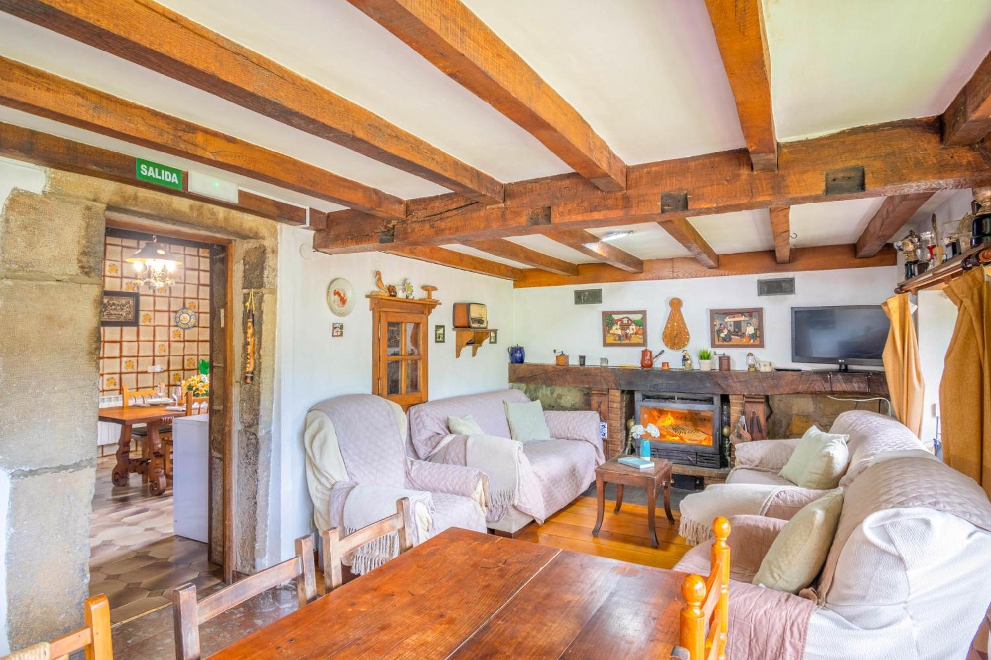 Casa Rural Arotzenia, Hogar Rustico En Pleno Valle De La Ulzama Lizaso المظهر الخارجي الصورة